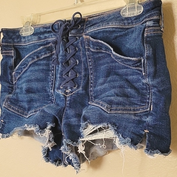 American Eagle High Rise Lace Up Front Shortie Shorts - Size 6 - Picture 4 of 8